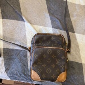 Louis Vuitton Monogram Canvas Vintage Amazone Crossbody Bag